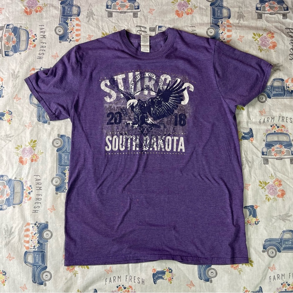 2018 Sturgis South Dakota Eagle Bling Graphic Tee – Size Large (Purple)